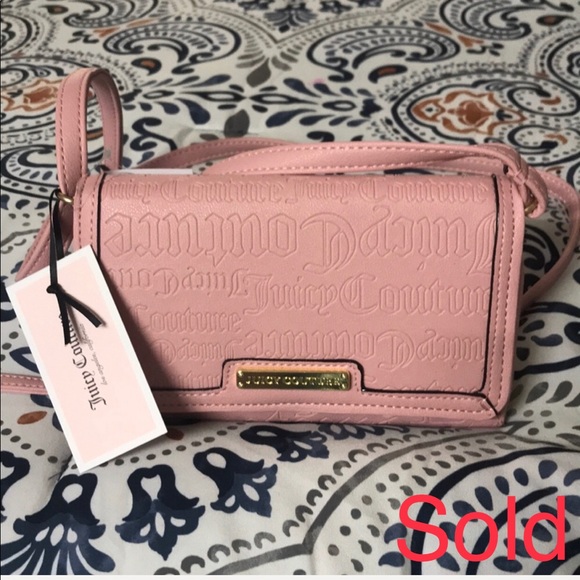 Juicy Couture Handbags - NWT Juicy Couture pink crossbody bag